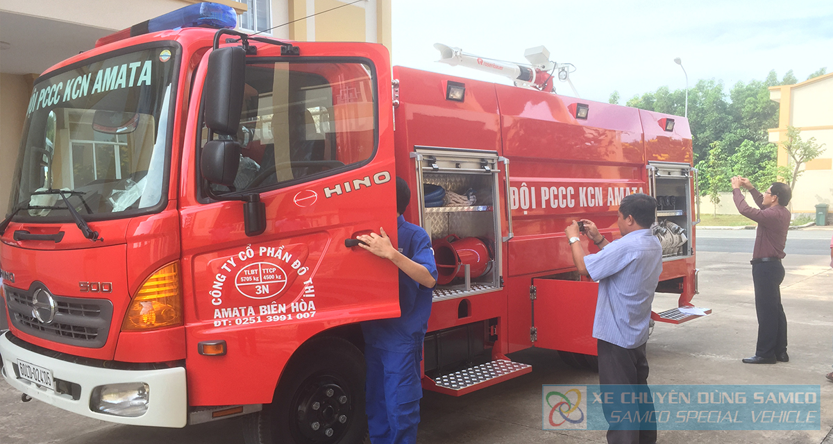 Công ty Cổ Phần Đô Thị AMATA Biên Hòa nghiệm thu xe chữa cháy SAMCO