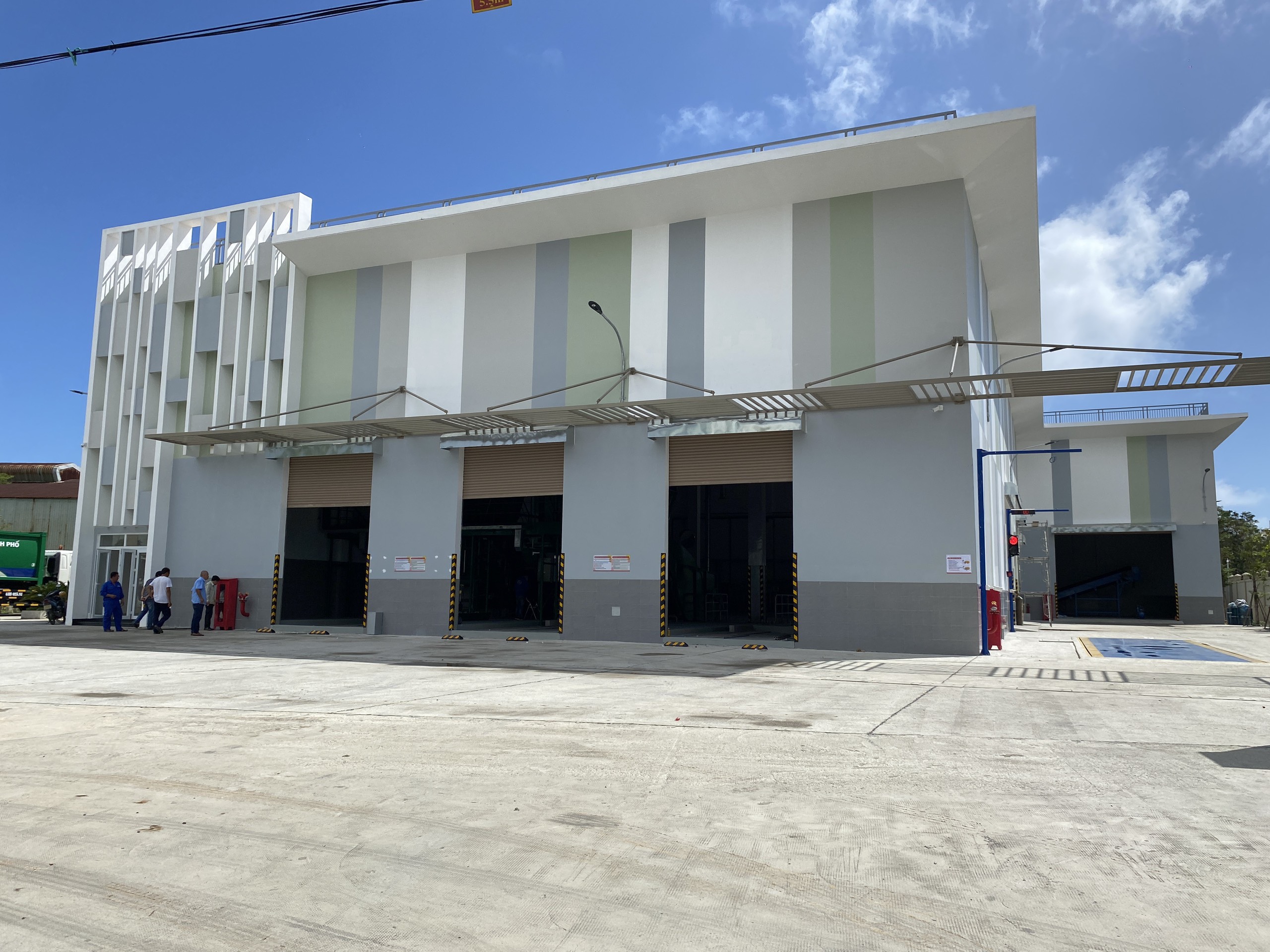 Trạm trung chuyển chất thải rắn khu vực Sơn Trà - Tp. Đà Nẵng được đưa vào vận hành chính thức